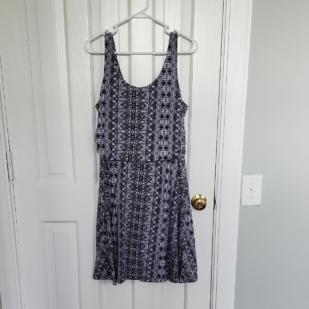 Faded Glory Black and White Patterned Mini Dress
